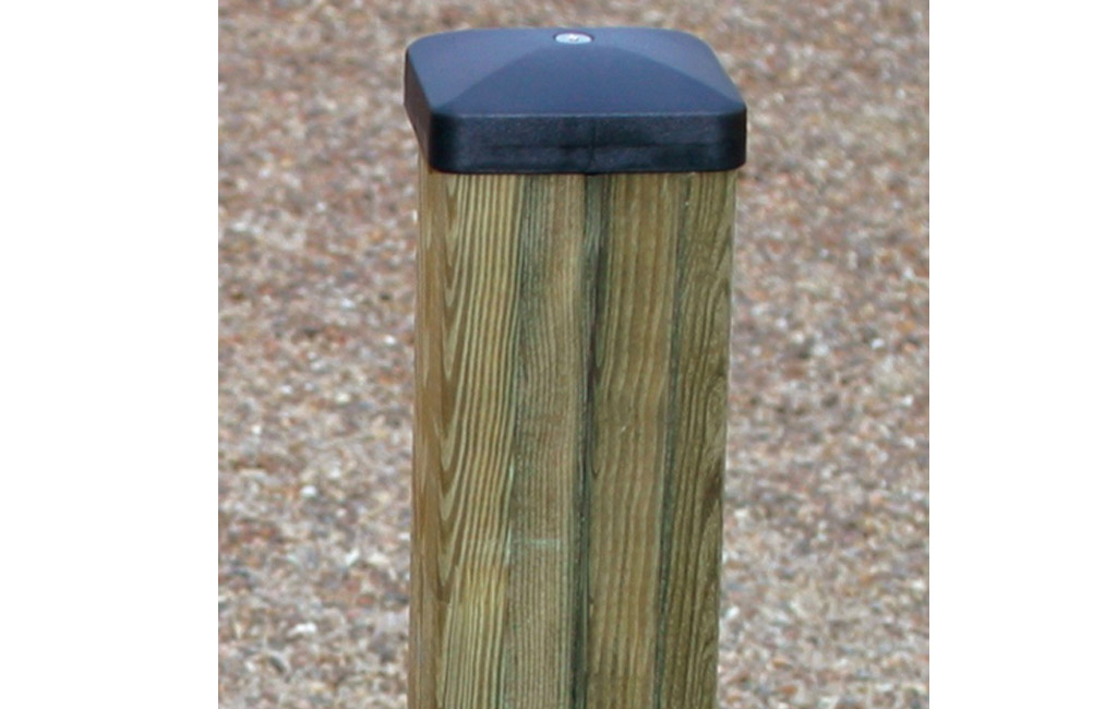 The vertical 68mm square post