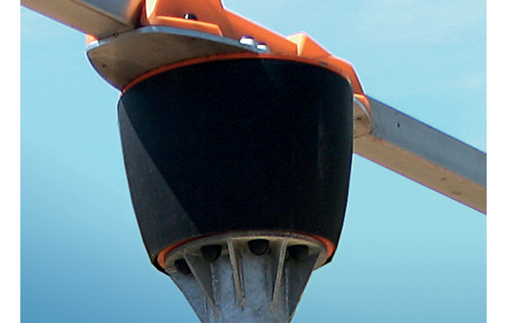 The 75x75mm stainless steel arm