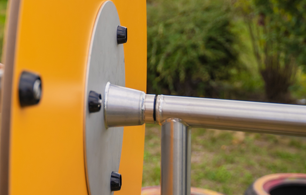 The stainless steel wheel rotation system