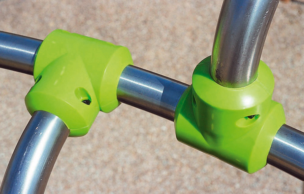 Injection moulded polyamide fixings