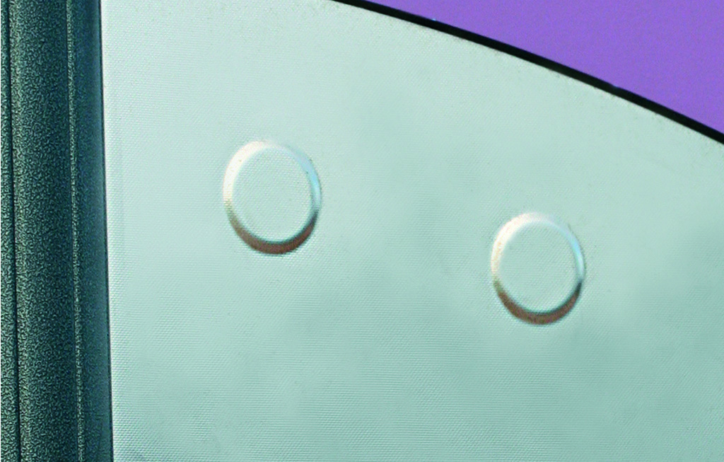 Stainless steel version: the play walls