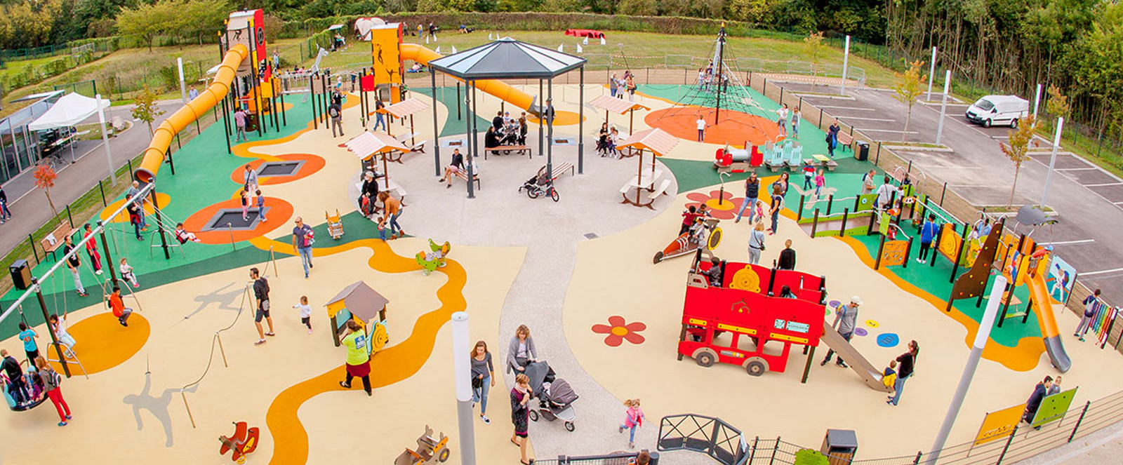 A bespoke sports-themed playground – Geispolsheim (France)