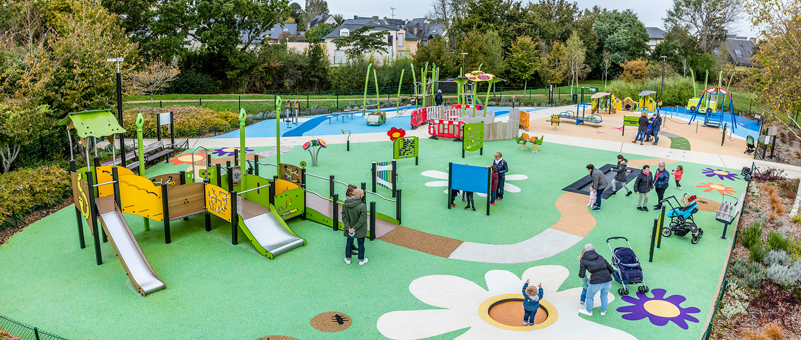 Bespoke play area 100% inclusive – Fleurs de Tohannic – Vannes (France)