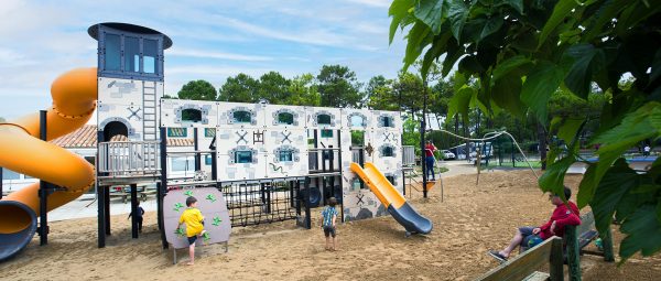Campsites, Hotels, Holiday Resorts