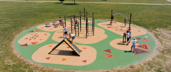 Strengthen the sports offering with an area at the heart of a leisure center