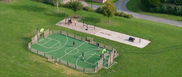 A sports area for teenagers: multi-use-games area and Ninja course